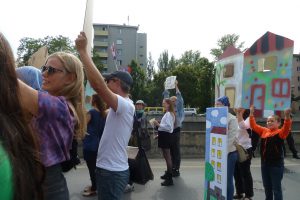 Flashmob Wohnen statt Autobahn, A100 stoppen! am Sonntag 9.7.2017