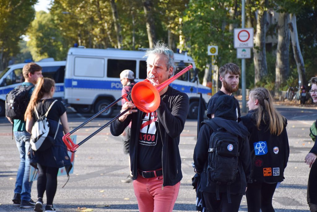 Tobias Trommer bei Protestaktion A100 stoppen!