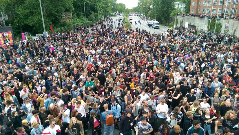 Unser A100 Protest-Rave auf der Elsenbrücke: Bilder, Videos + Medienecho