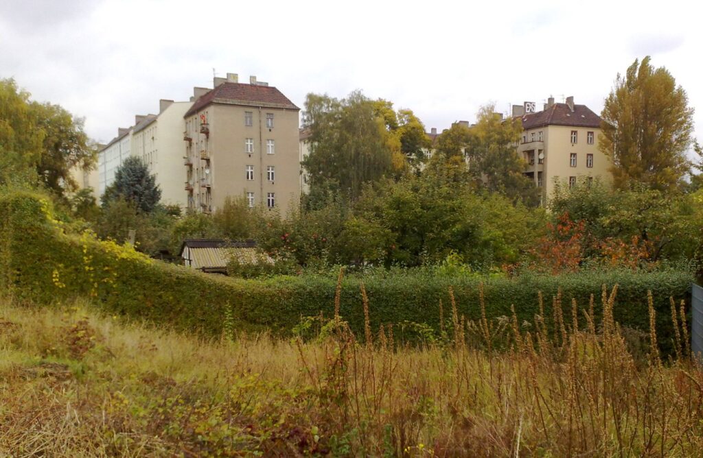 Diese 5 Häuser in der Beermannstraße + Gärten wurden für den Bau der A100 abgerissen.