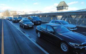 Umbau der Elsenbrücke: Stau trotz Verdoppelung der Spuren – Umwege für Fußgänger